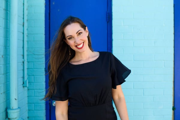 Vanessa Van Edwards vibrant portrait