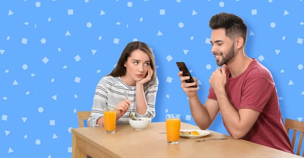 Phubbing: Wie man mit Menschen umgeht, die keinen Blickkontakt halten