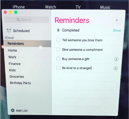 Przypomnienie o życzliwości pozostawione na publicznym komputerze w sklepie Apple