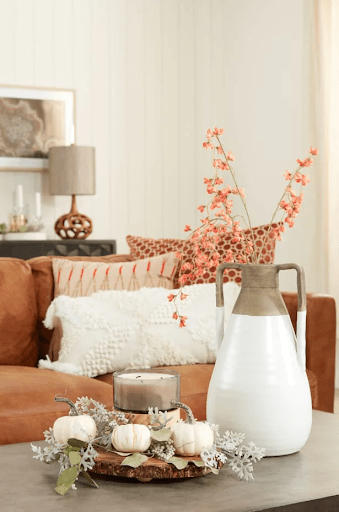 Choose non-cheesy seasonal decor as an office decor idea
